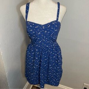 Abercrombie & Fitch Blue Floral Top